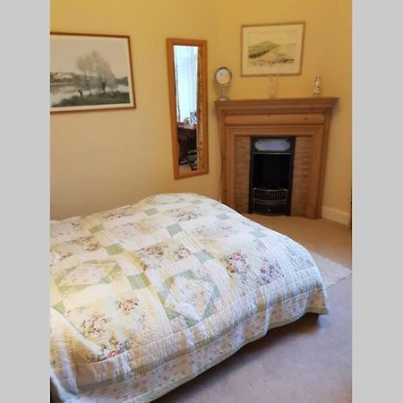 Woodburn Terrace, Morningside, Edinburgh Apartment ภายนอก รูปภาพ